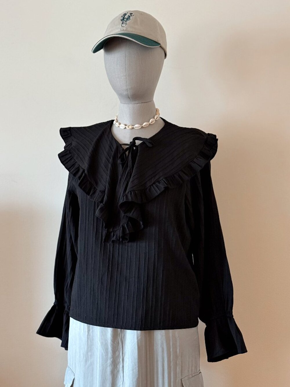 RETRO GIRL Frill V-Neck Blouse - Size Small